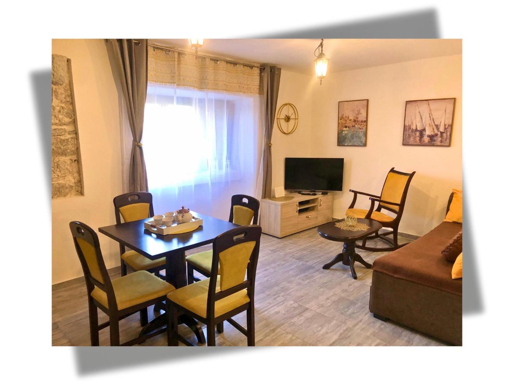 קוטור Apartments Djurovic מראה חיצוני תמונה